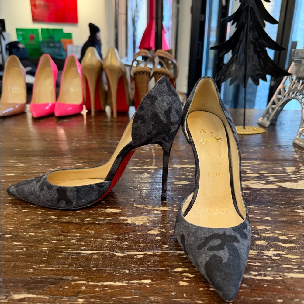 Christian Louboutin Iriza Grey Camo Flannel D'Orsay Pumps | 37.5